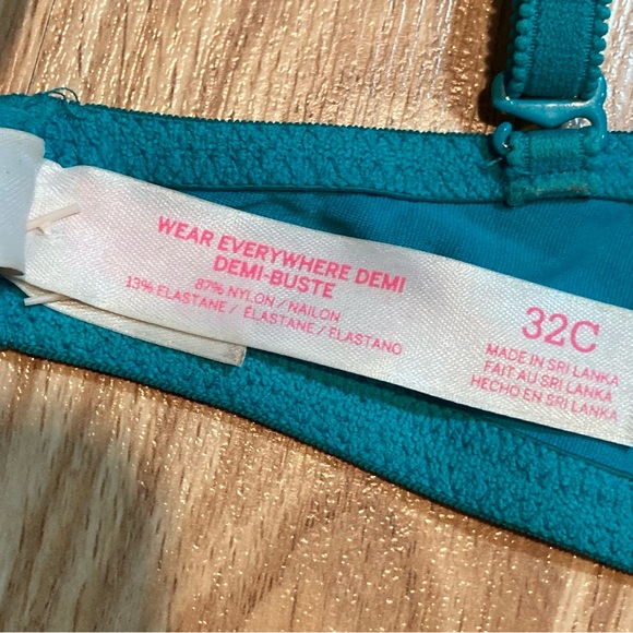 Victoria's Secret Wear Everywhere Demi Bra 32C - Picture 9 of 9